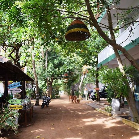 Rupa'S Hotel Arugam Bay Exterior foto