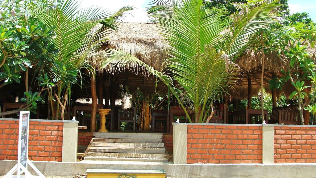 Rupa'S Hotel Arugam Bay Habitación foto