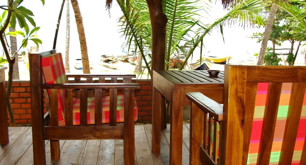 Rupa'S Hotel Arugam Bay Exterior foto